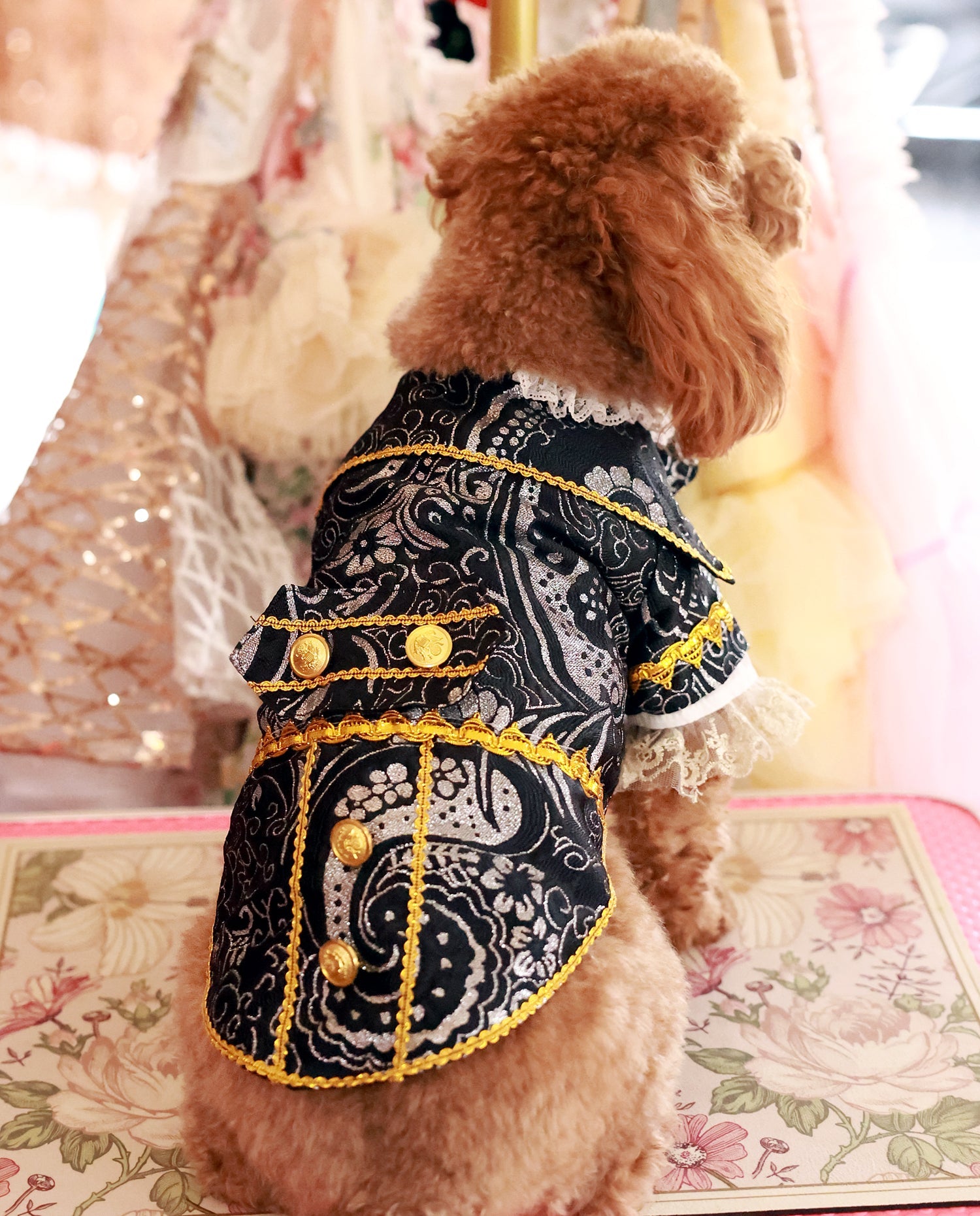 {{product_title}} - Cookies Wagging Friends Boutique