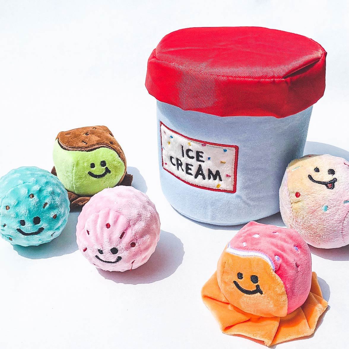 {{product_title}} - Cookies Wagging Friends Boutique