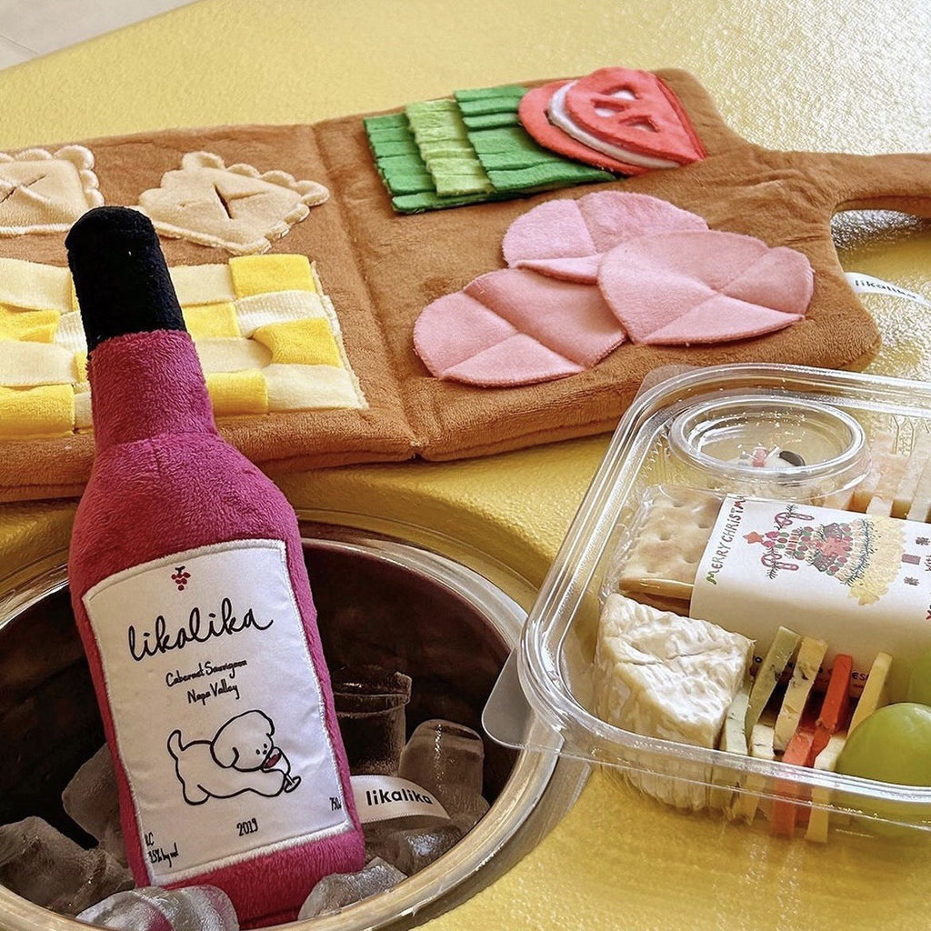 {{product_title}} - Cookies Wagging Friends Boutique