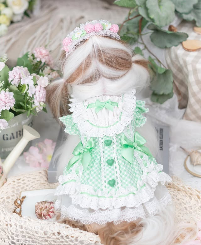 {{product_title}} - Cookies Wagging Friends Boutique