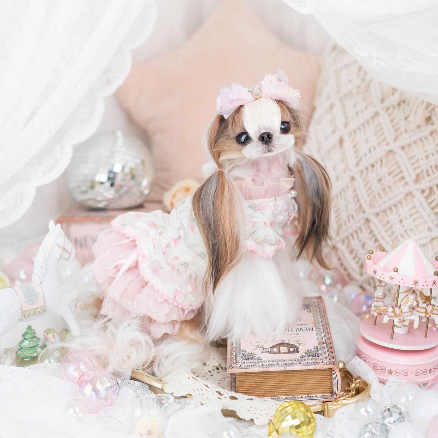 {{product_title}} - Cookies Wagging Friends Boutique