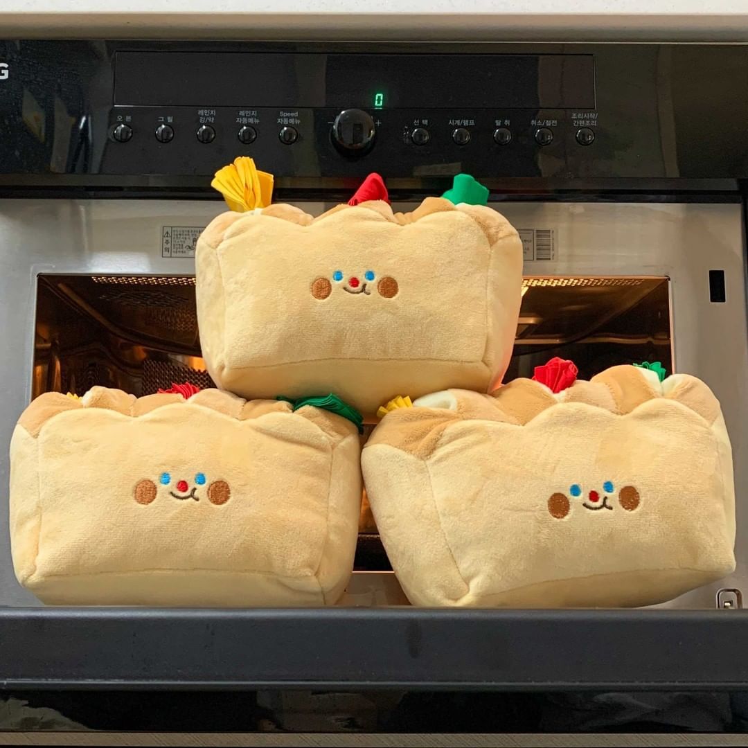 {{product_title}} - Cookies Wagging Friends Boutique