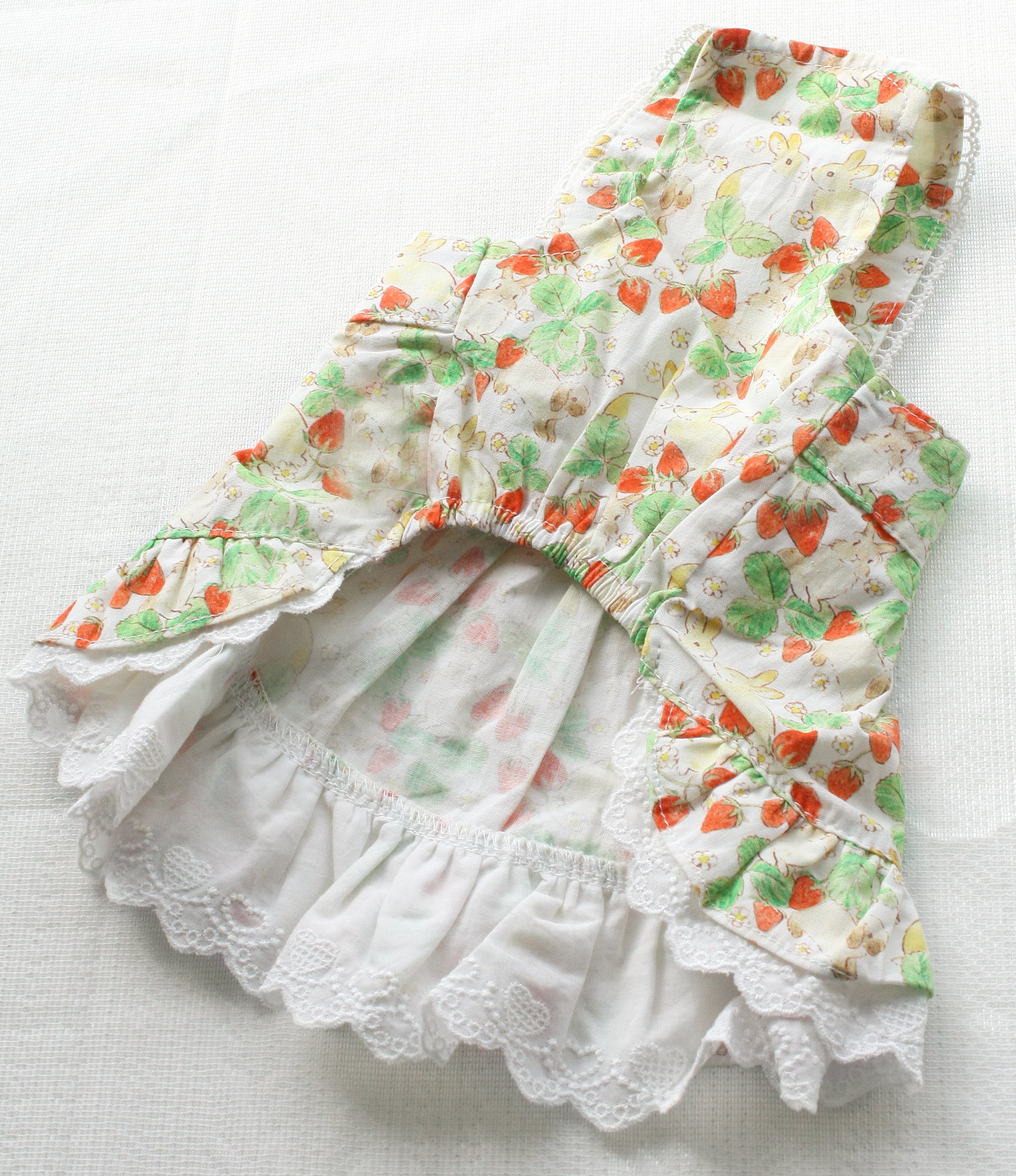 {{product_title}} - Cookies Wagging Friends Boutique