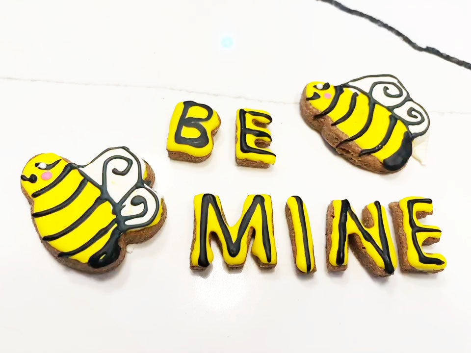 {{product_title}} - Cookies Wagging Friends Boutique