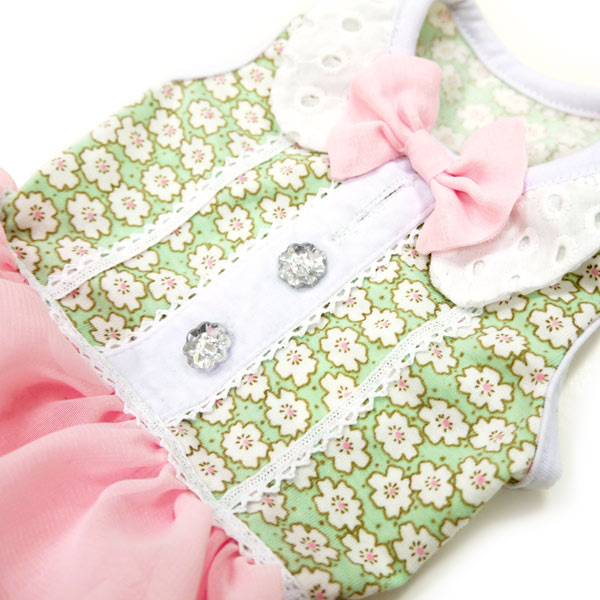 {{product_title}} - Cookies Wagging Friends Boutique