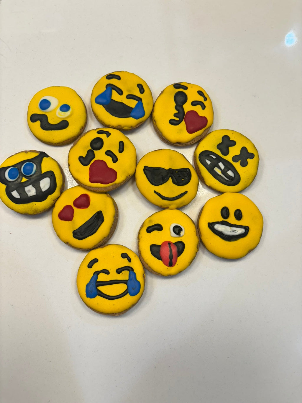{{product_title}} - Cookies Wagging Friends Boutique