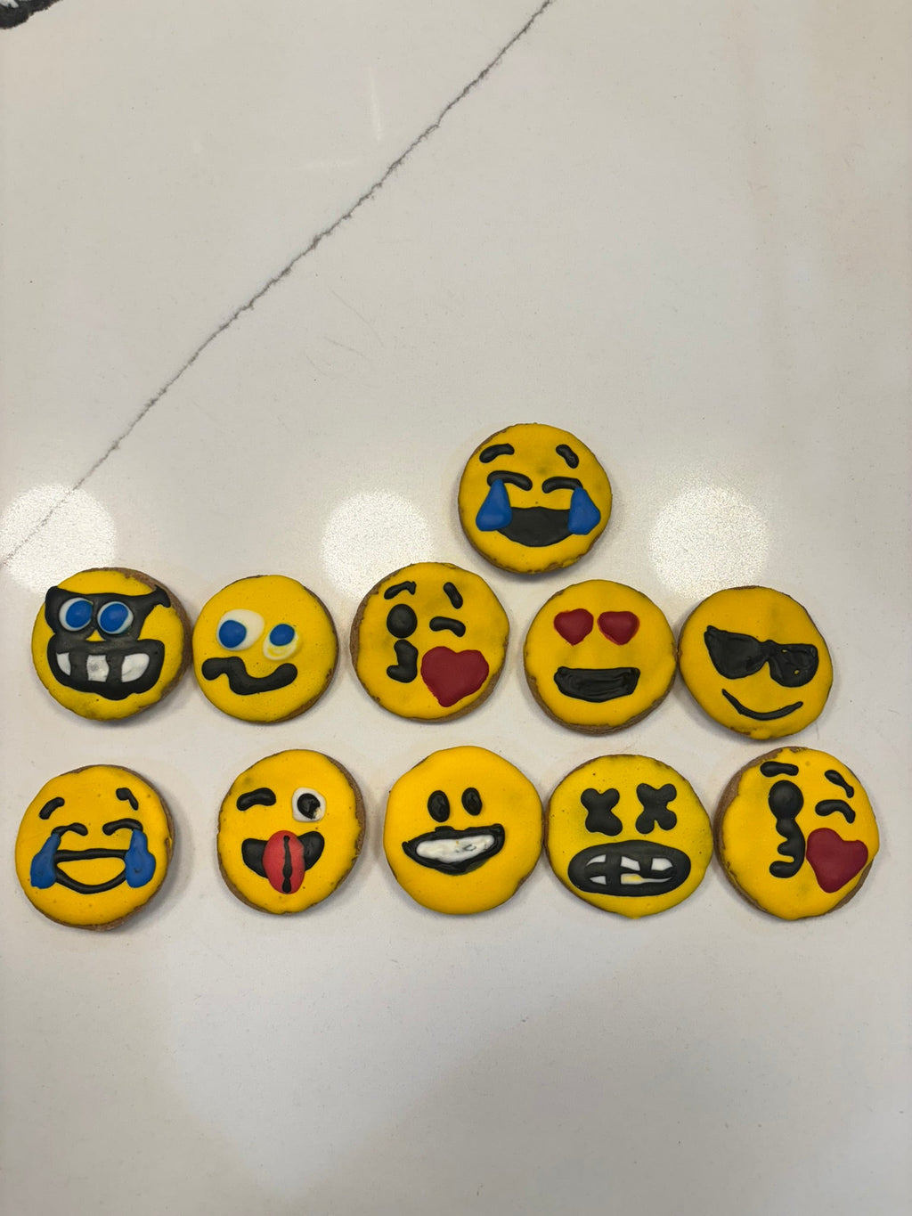 {{product_title}} - Cookies Wagging Friends Boutique