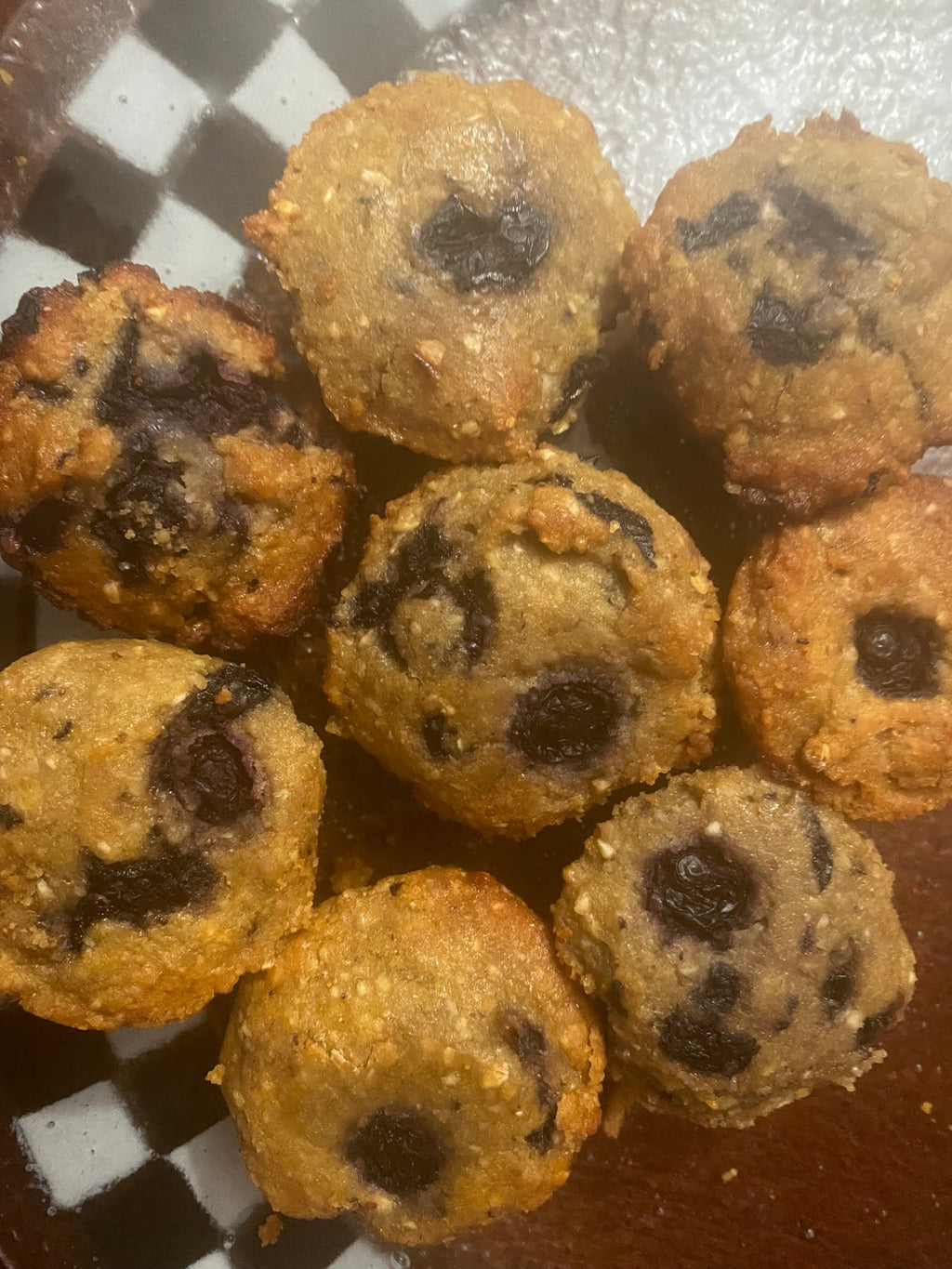 {{product_title}} - Cookies Wagging Friends Boutique