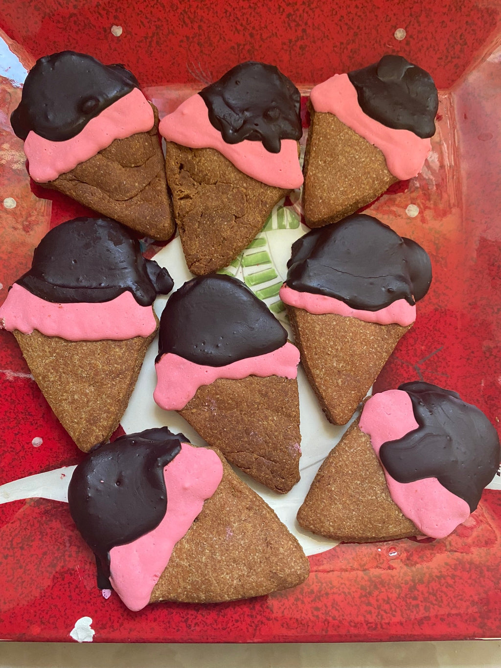 {{product_title}} - Cookies Wagging Friends Boutique