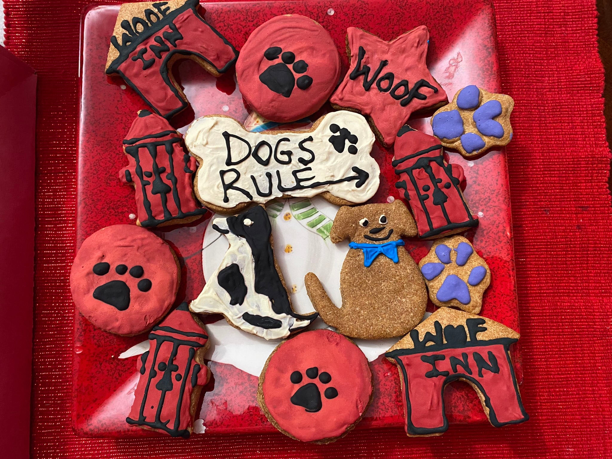 {{product_title}} - Cookies Wagging Friends Boutique