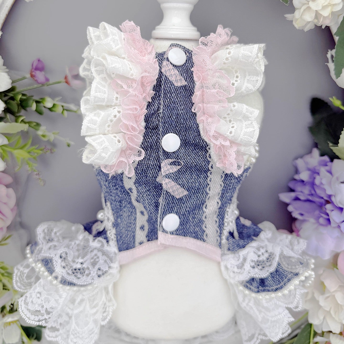 {{product_title}} - Cookies Wagging Friends Boutique