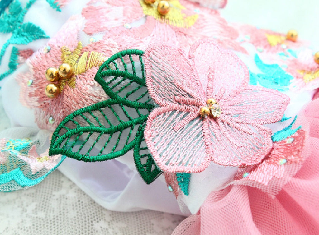 {{product_title}} - Cookies Wagging Friends Boutique
