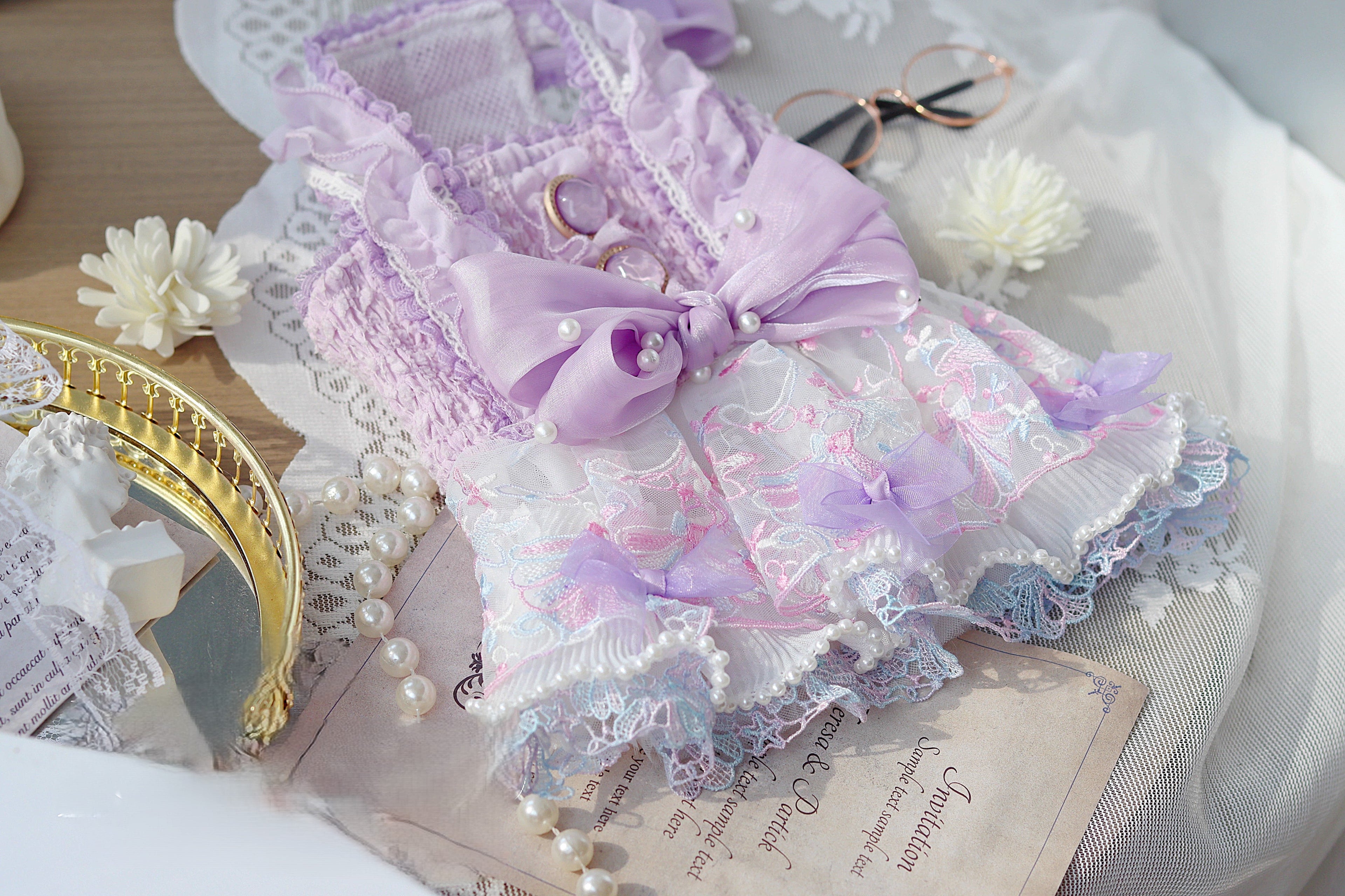{{product_title}} - Cookies Wagging Friends Boutique
