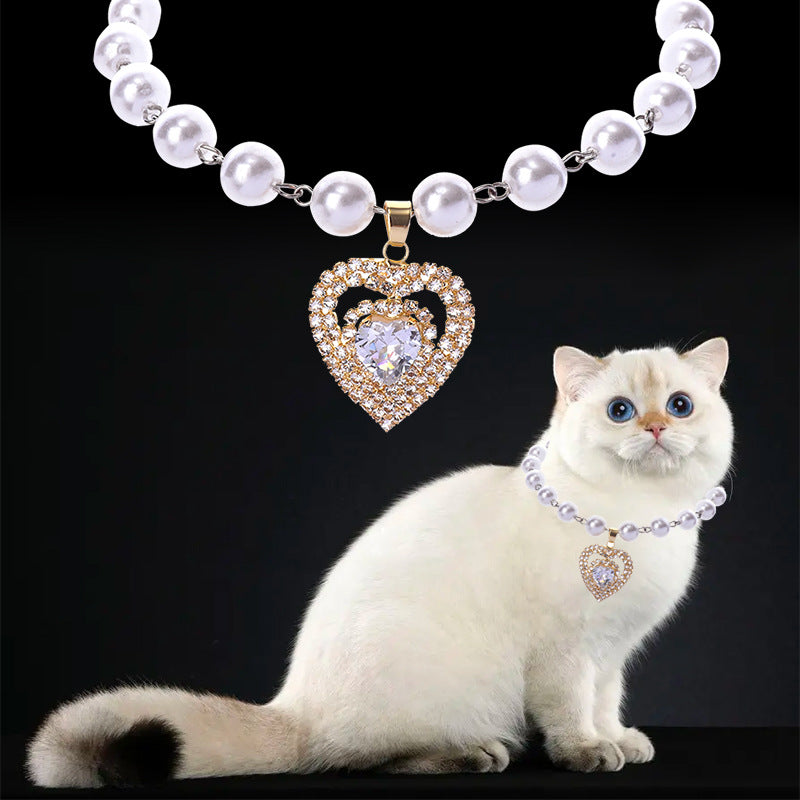 Heart Charm Pearl Pet Necklace – Elegant & Romantic