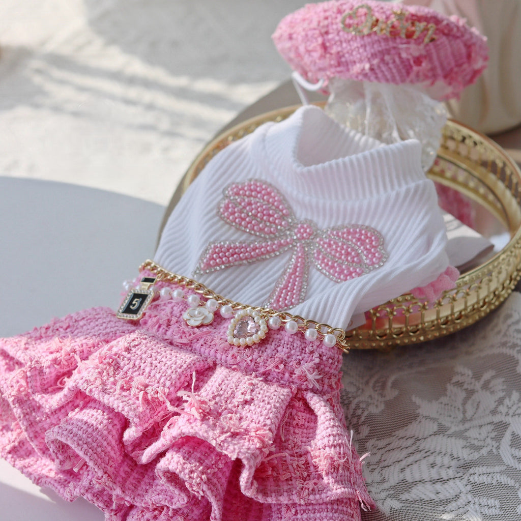 {{product_title}} - Cookies Wagging Friends Boutique