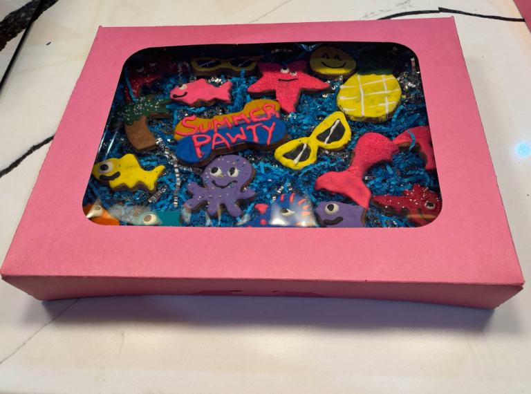 {{product_title}} - Cookies Wagging Friends Boutique