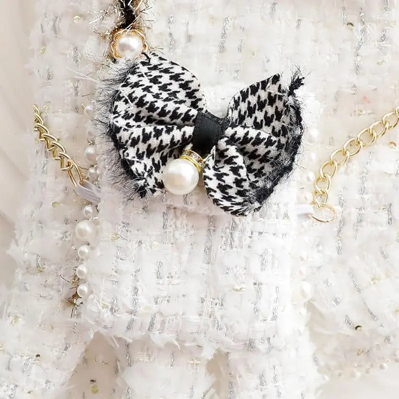 {{product_title}} - Cookies Wagging Friends Boutique
