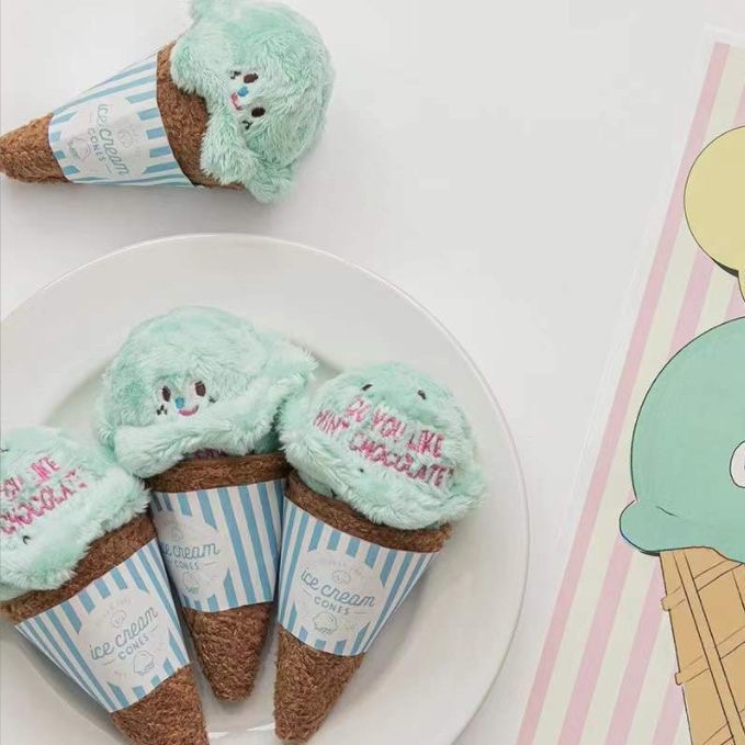 {{product_title}} - Cookies Wagging Friends Boutique