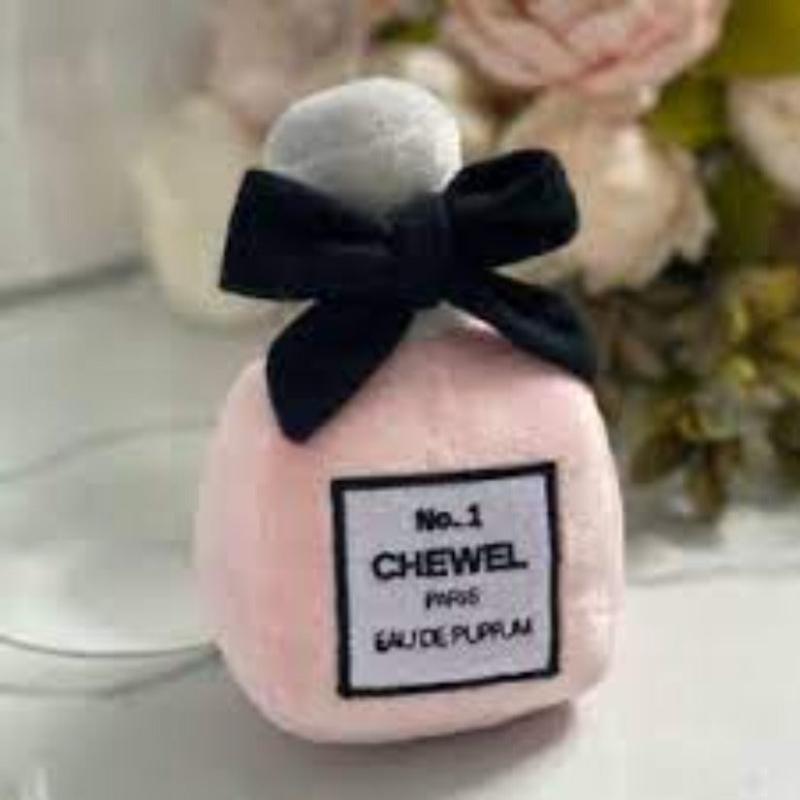 {{product_title}} - Cookies Wagging Friends Boutique